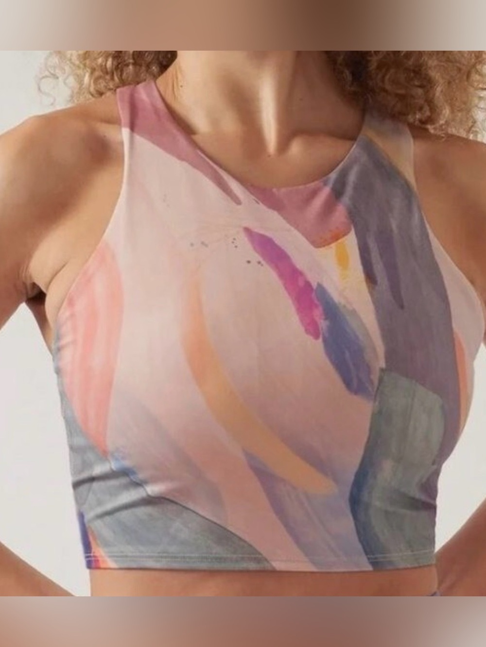 Athleta Conscious Crop features a watercolor brushstroke print M